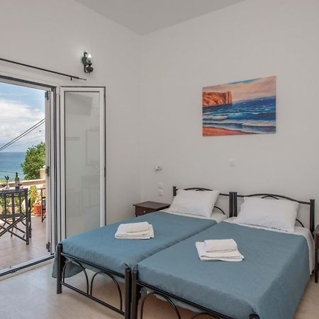Lena'S Apartments Astrakeri Екстер'єр фото