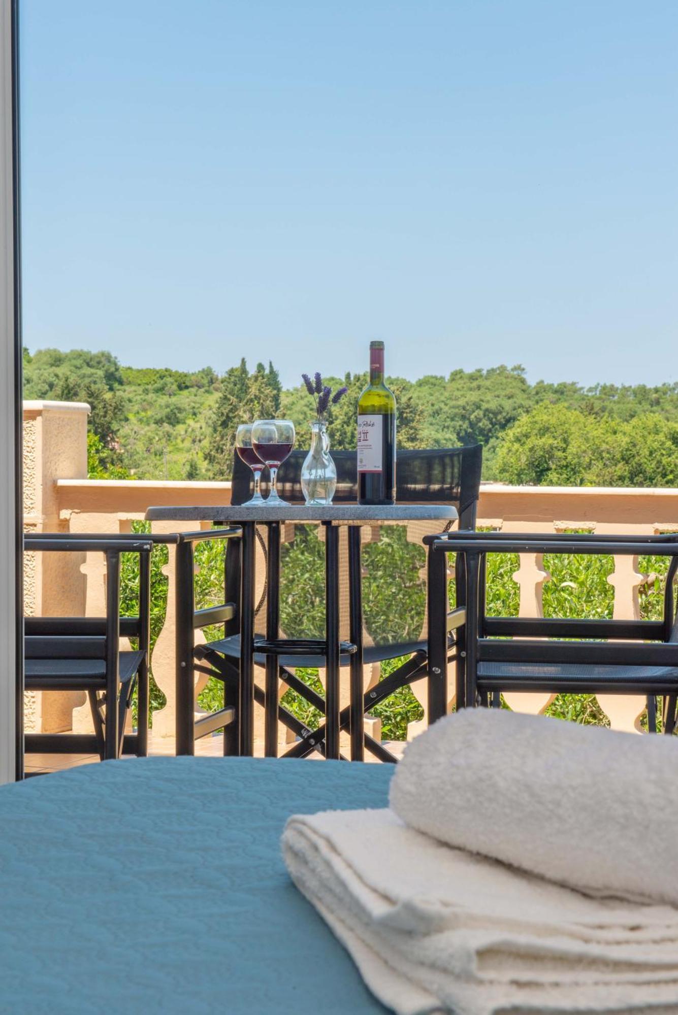Lena'S Apartments Astrakeri Екстер'єр фото